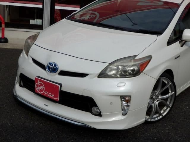 Car thumbnail 3
