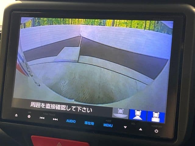 Car thumbnail 4