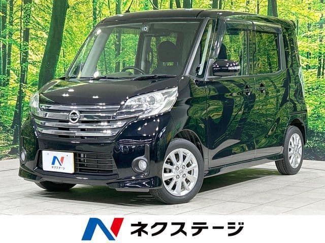 NISSAN