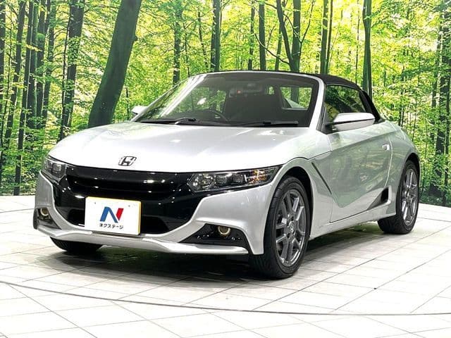 Car thumbnail 3