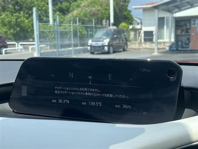 Car thumbnail 4