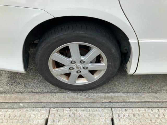 Car thumbnail 4