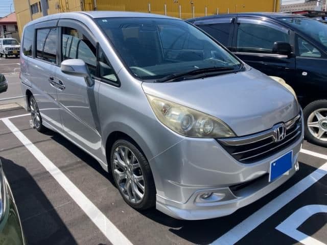 Car image 1
