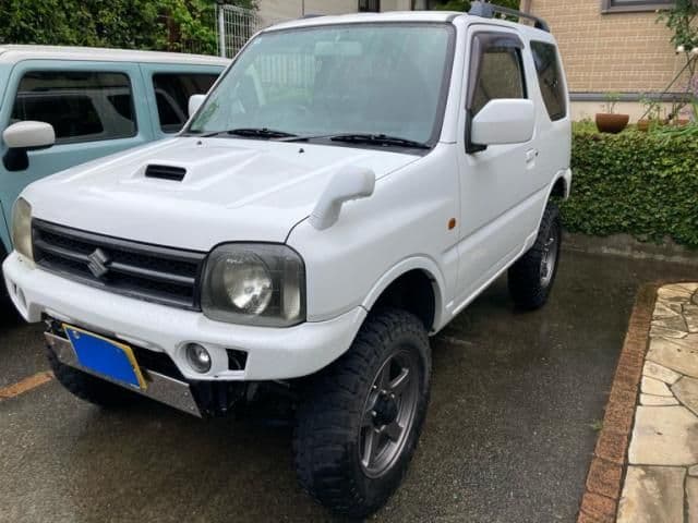 Car thumbnail 4