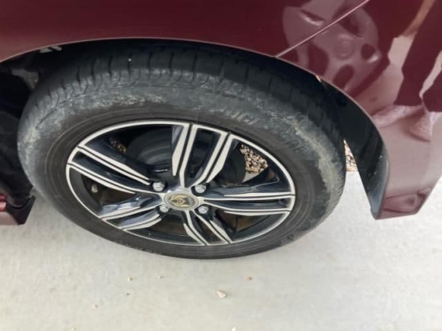 Car thumbnail 3