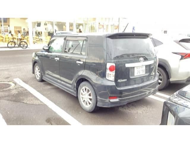Car thumbnail 2