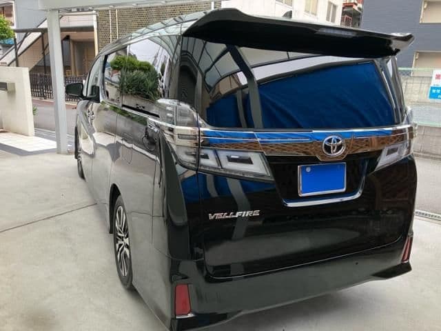 Car thumbnail 3
