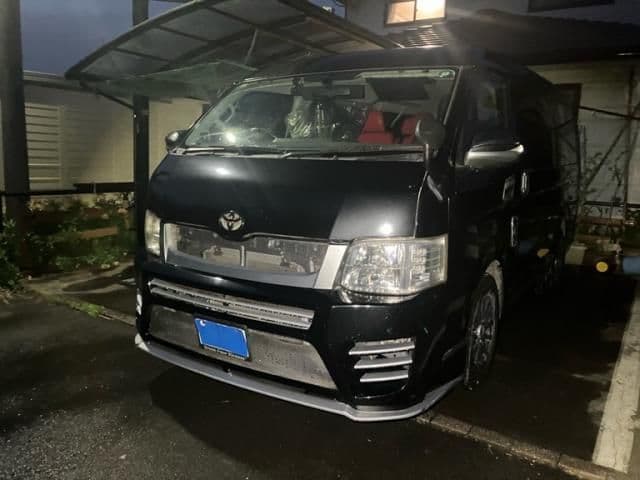 Car image 1