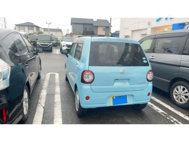 Car thumbnail 4