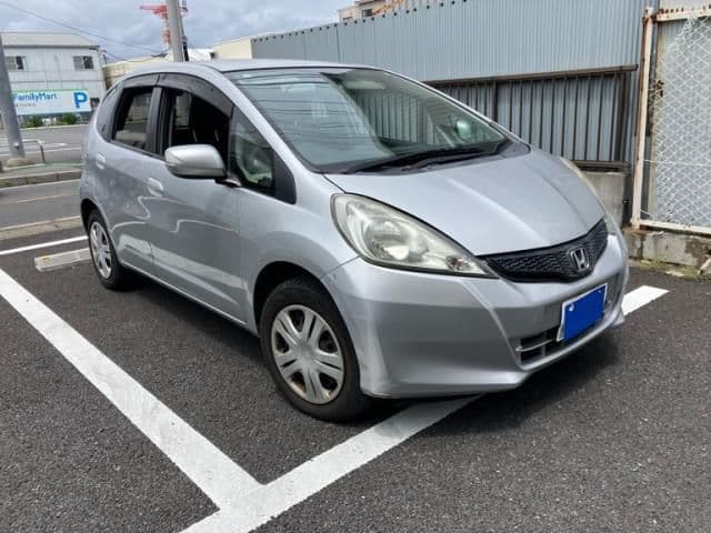 Car thumbnail 2