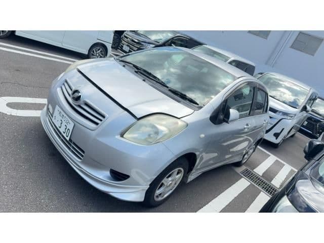 Car thumbnail 3