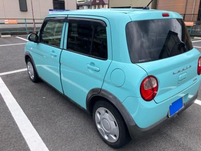 Car thumbnail 3