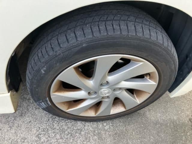 Car thumbnail 3