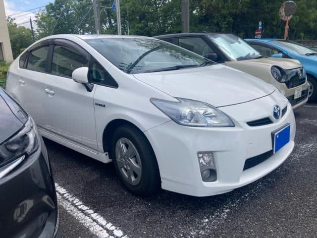 Car thumbnail 2
