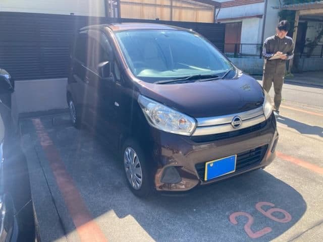 Car image 1