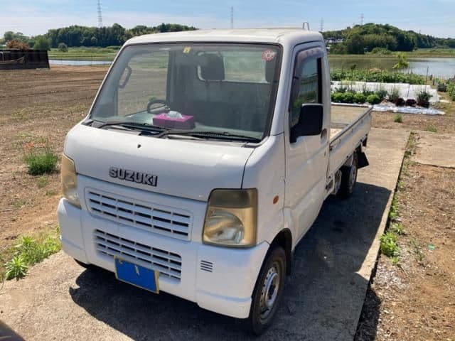 SUZUKI