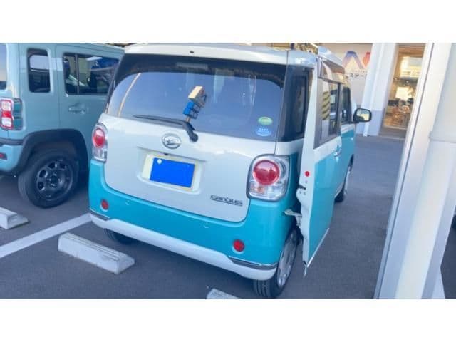 Car thumbnail 3