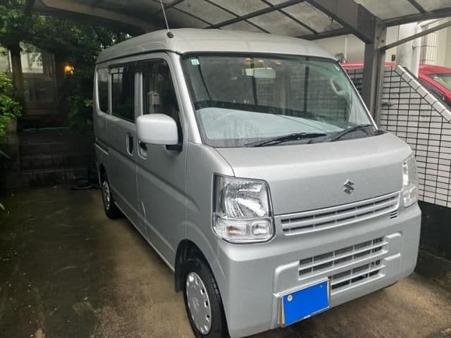 SUZUKI