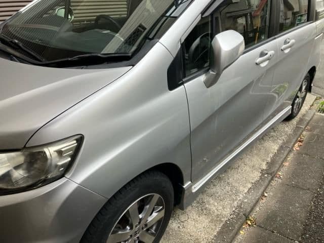 Car thumbnail 3