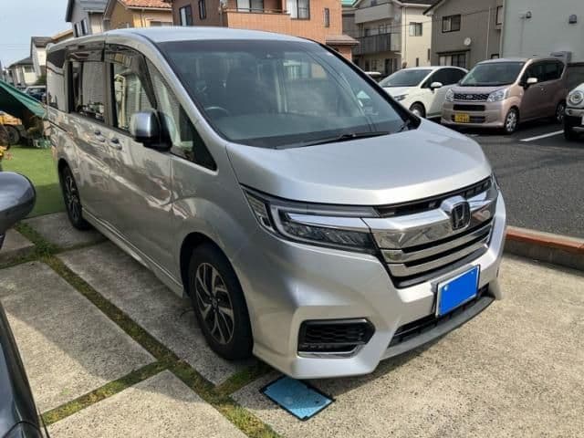 Car image 1