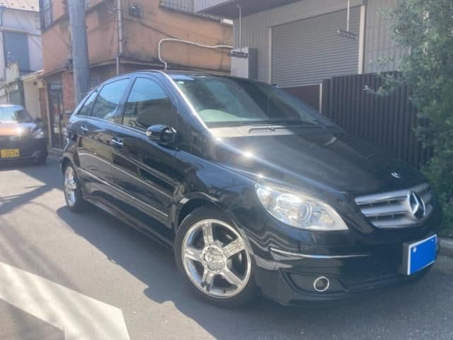 MERCEDES BENZ