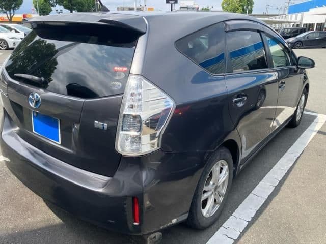 Car thumbnail 3