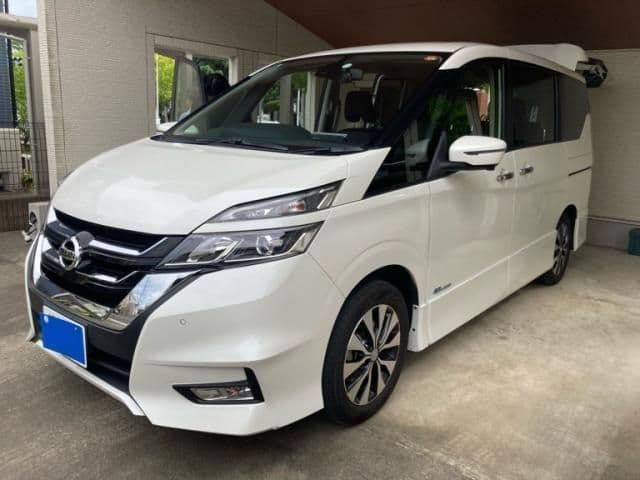 NISSAN