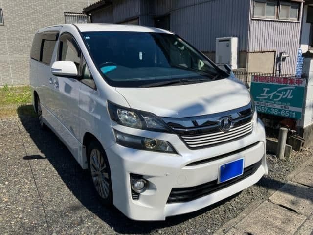 Car image 1