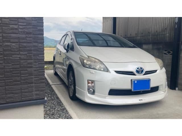 Car thumbnail 3
