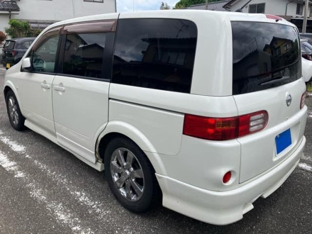 Car thumbnail 3