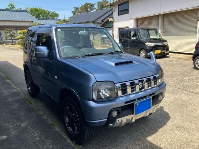 SUZUKI