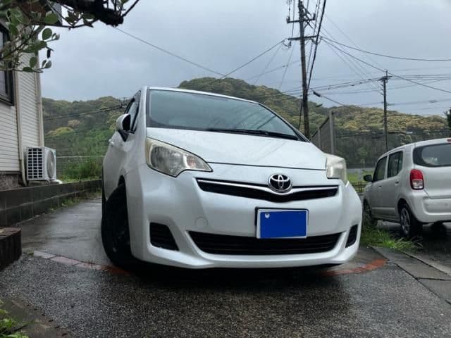 Car thumbnail 2