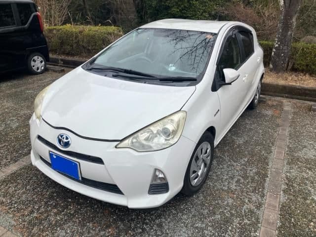 Car image 1