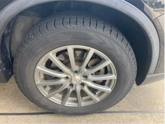 Car thumbnail 3