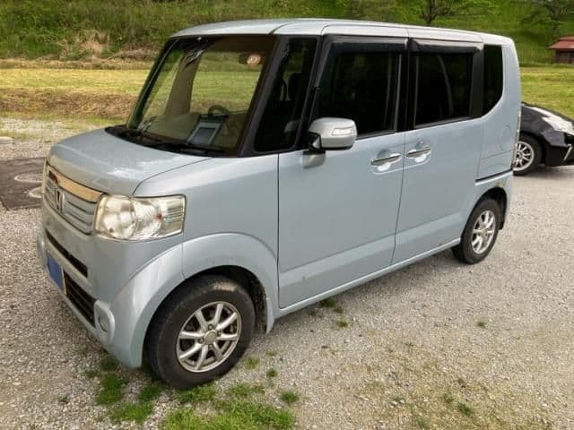 Car thumbnail 3