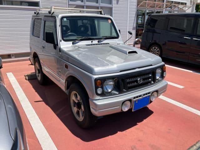 SUZUKI