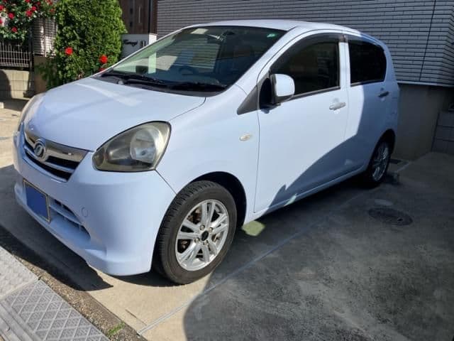 Car image 1