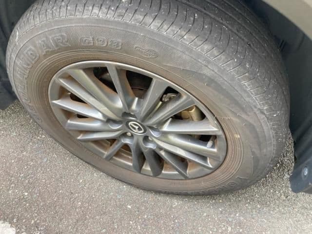 Car thumbnail 3