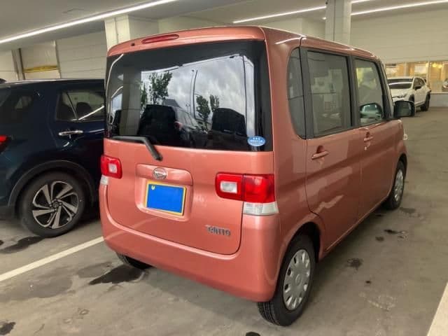 Car thumbnail 4