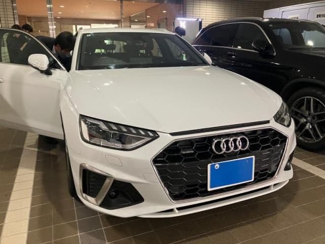 AUDI