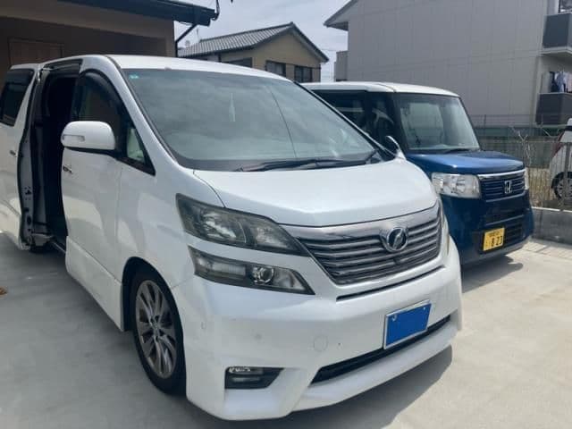 Car image 1