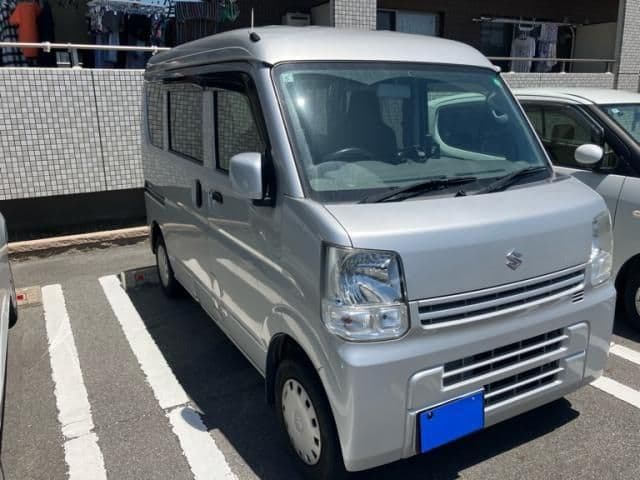 SUZUKI