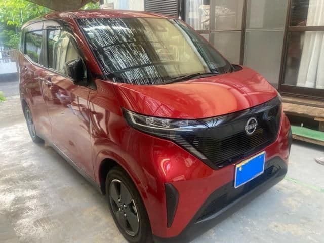 NISSAN