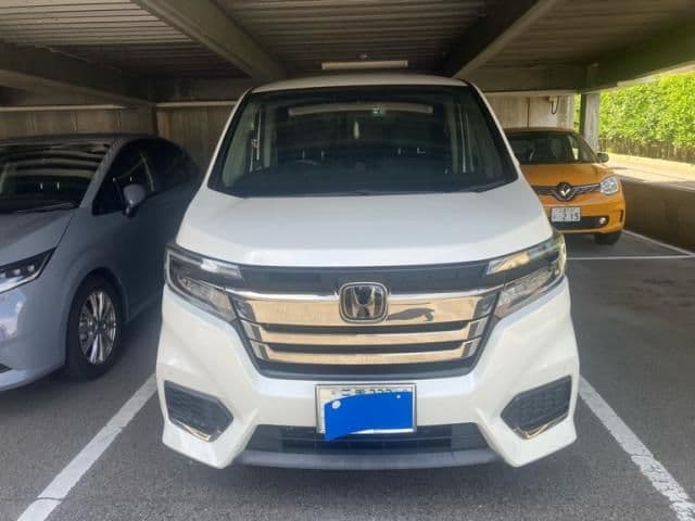 Car image 1