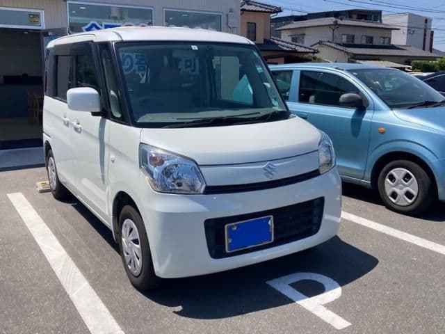 Car image 1