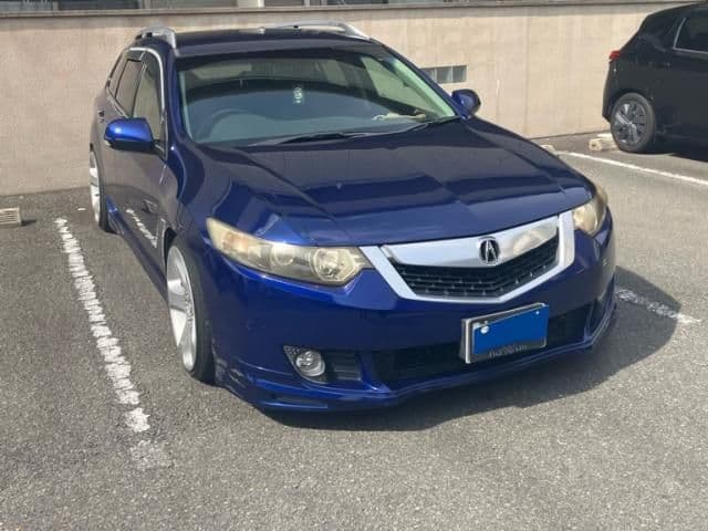 Car image 1
