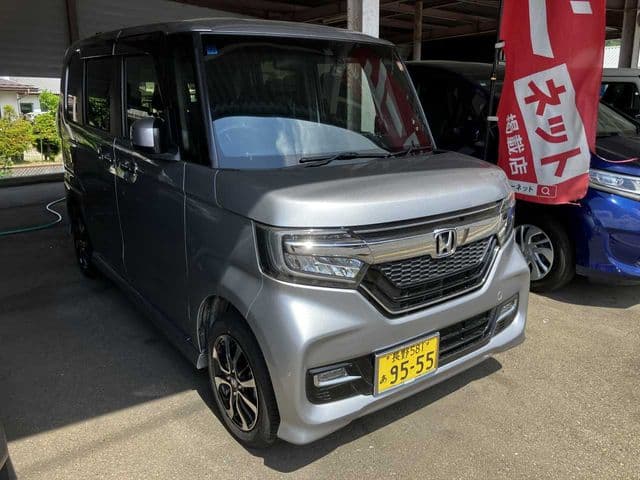 Car image 1