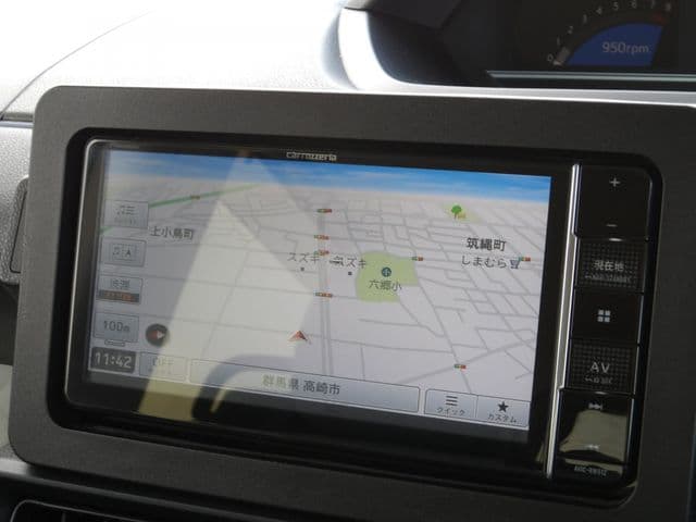 Car thumbnail 4