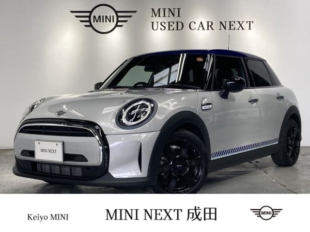 Car image 1