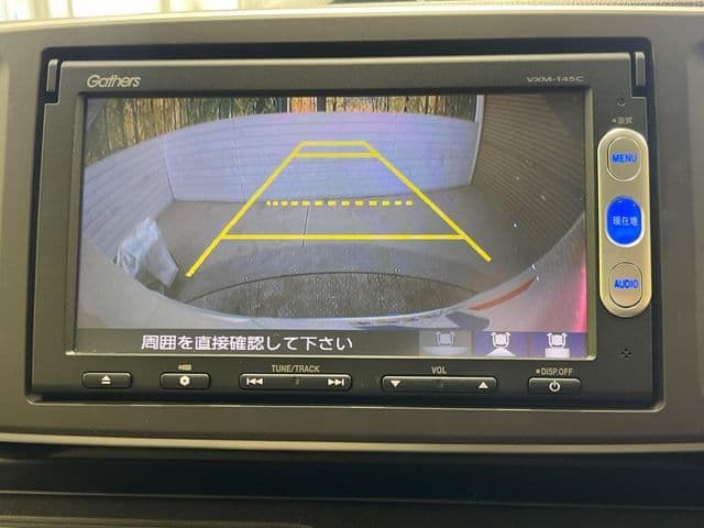 Car thumbnail 3